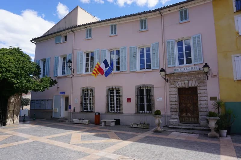 2020 pignans photo mairie illustration