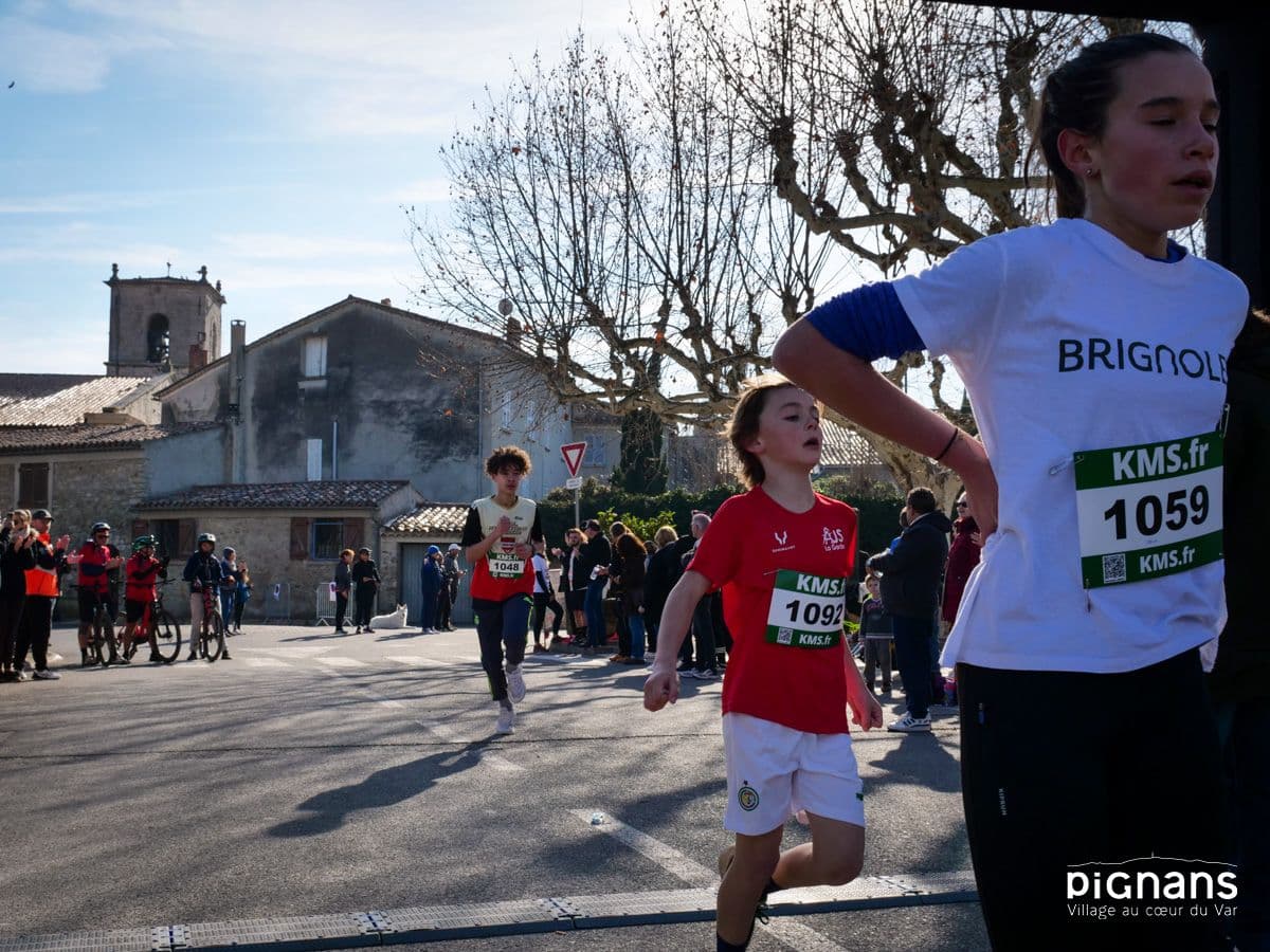 20240128 pignans traversee des pignes course enfants 06