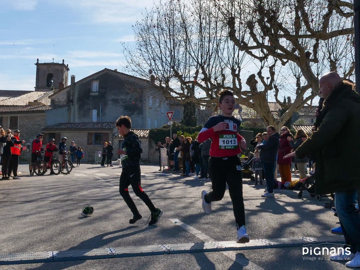 20240128 pignans traversee des pignes course enfants 13