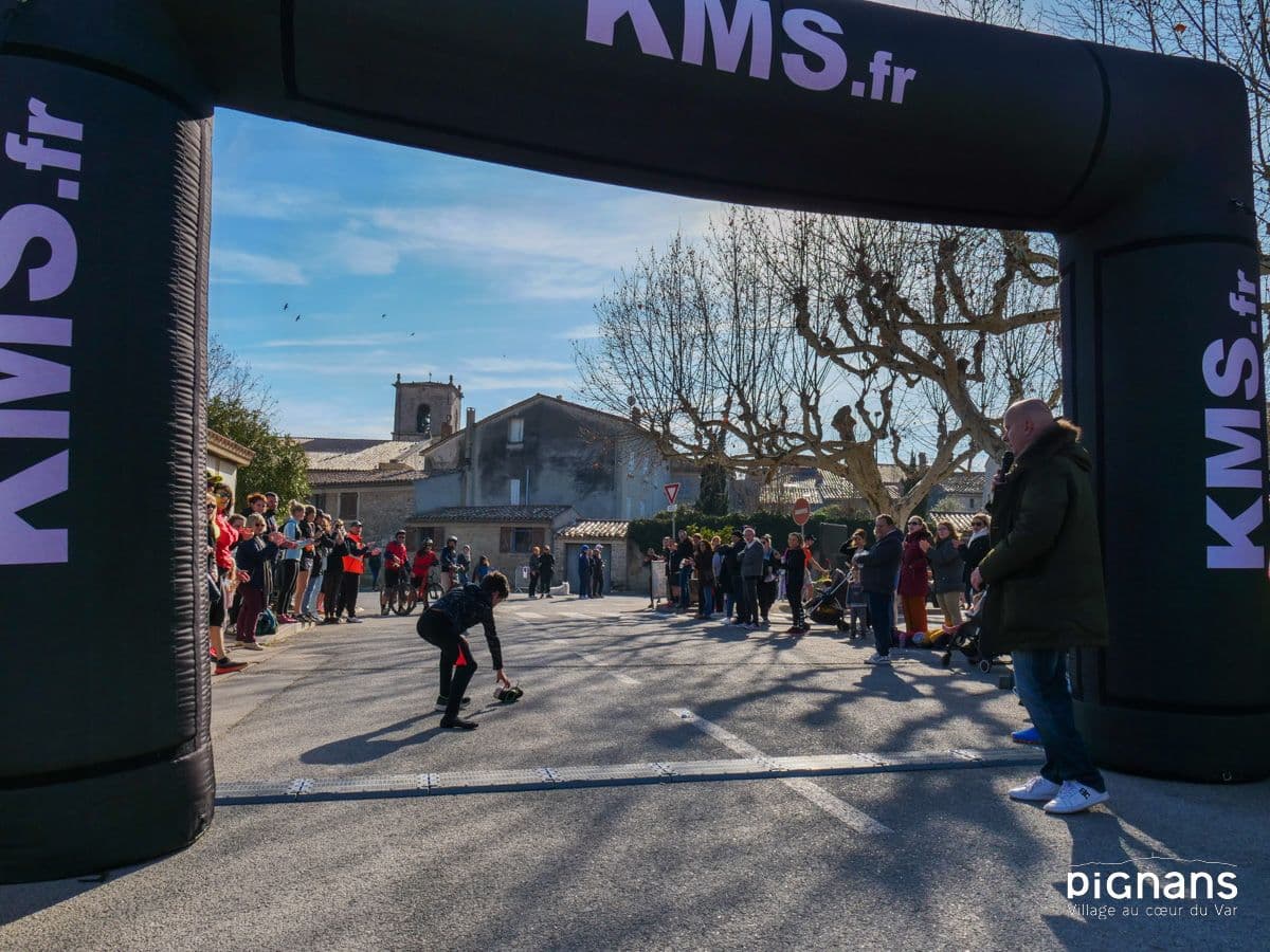 20240128 pignans traversee des pignes course enfants 14