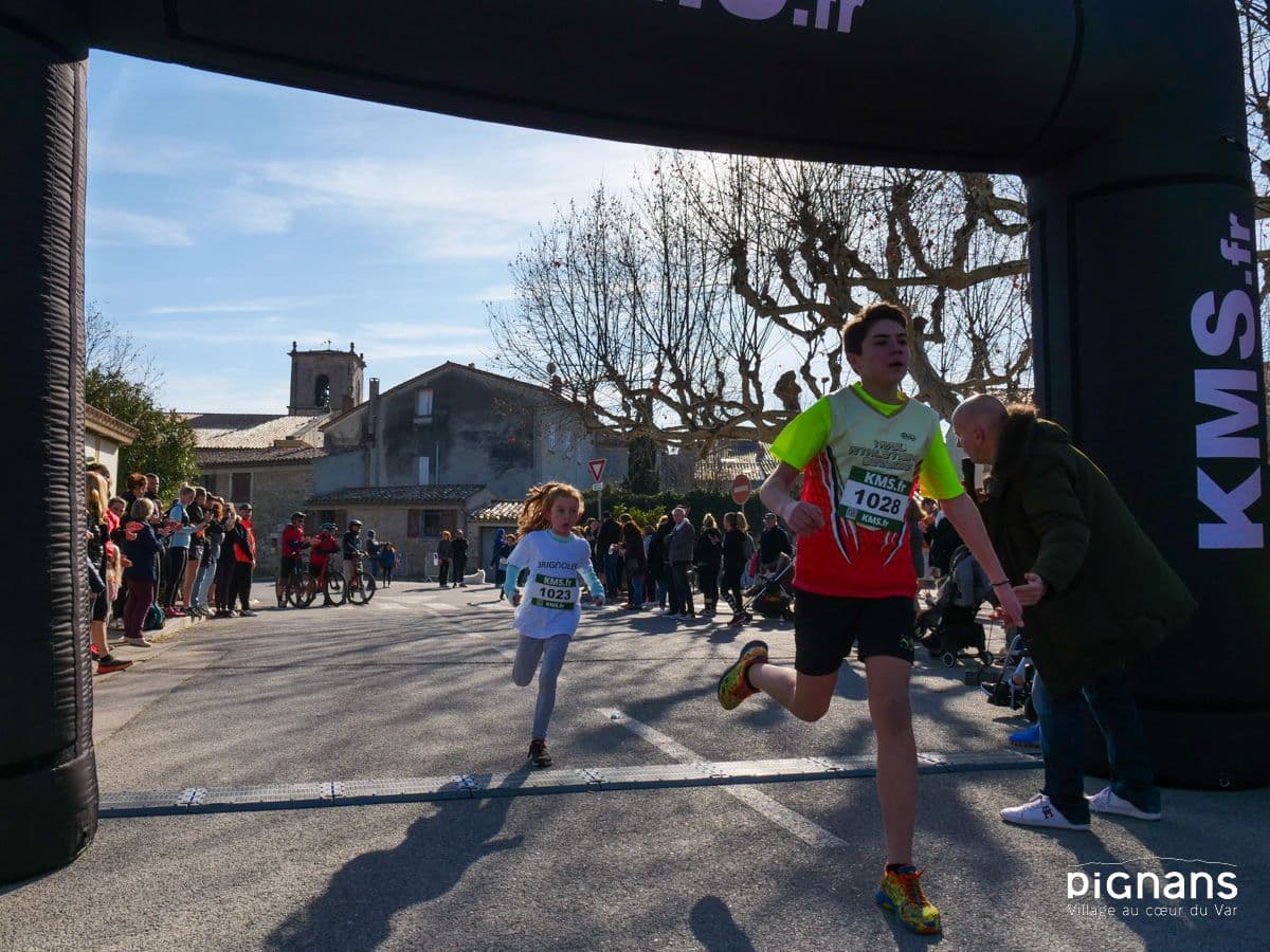 20240128 pignans traversee des pignes course enfants 17