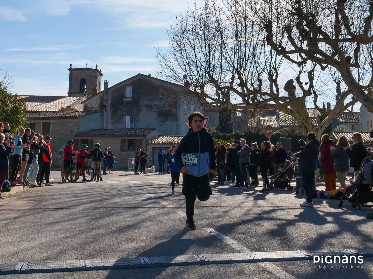 20240128 pignans traversee des pignes course enfants 18