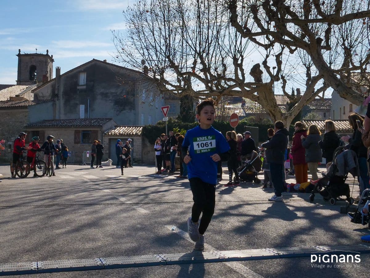 20240128 pignans traversee des pignes course enfants 19