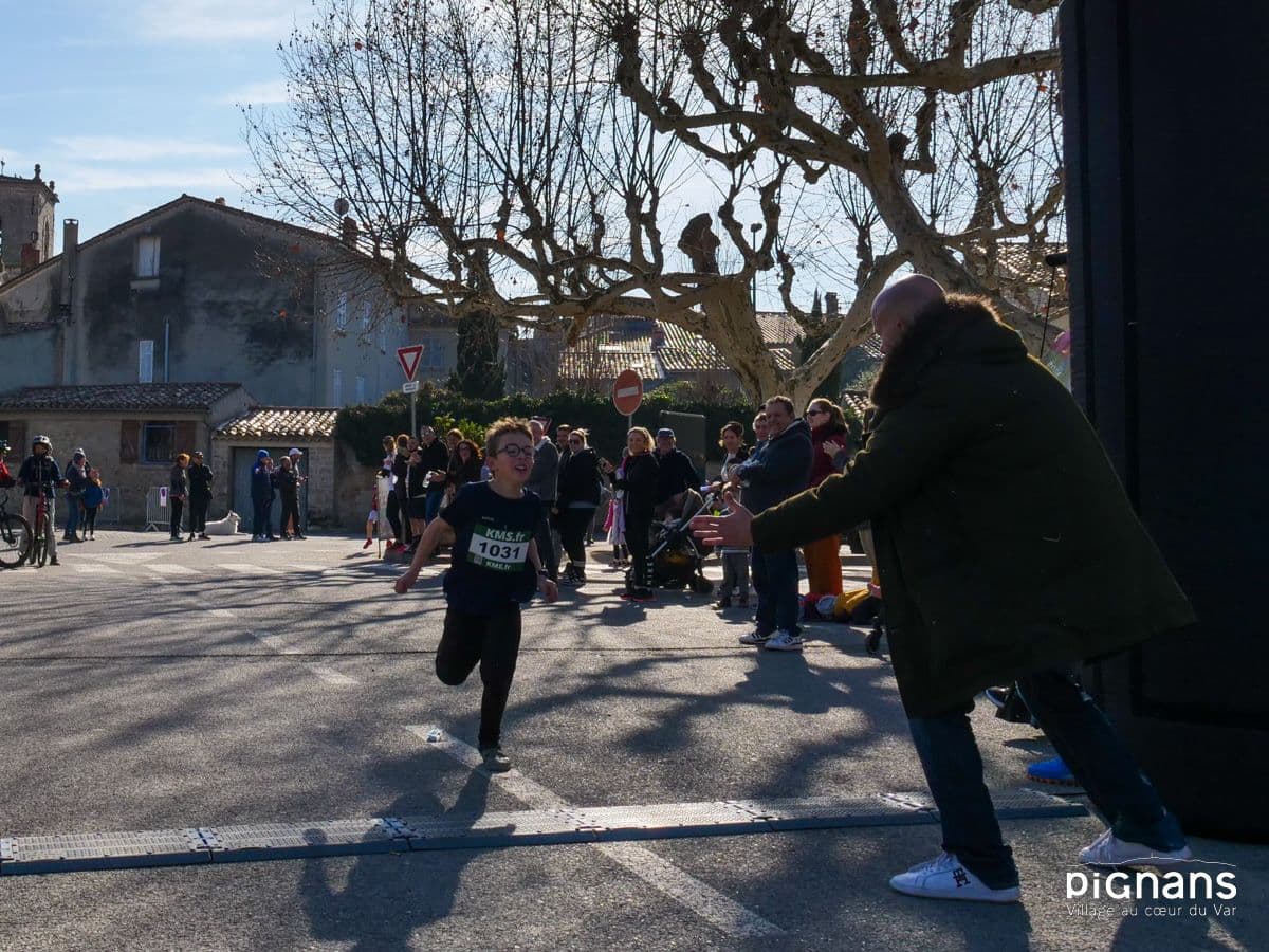20240128 pignans traversee des pignes course enfants 20