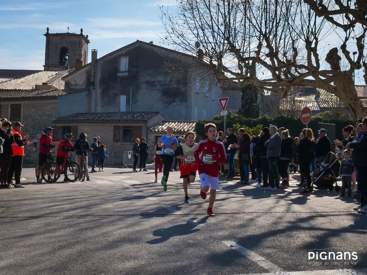 20240128 pignans traversee des pignes course enfants 21