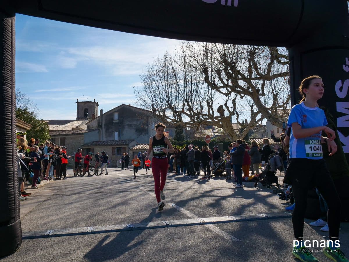 20240128 pignans traversee des pignes course enfants 23