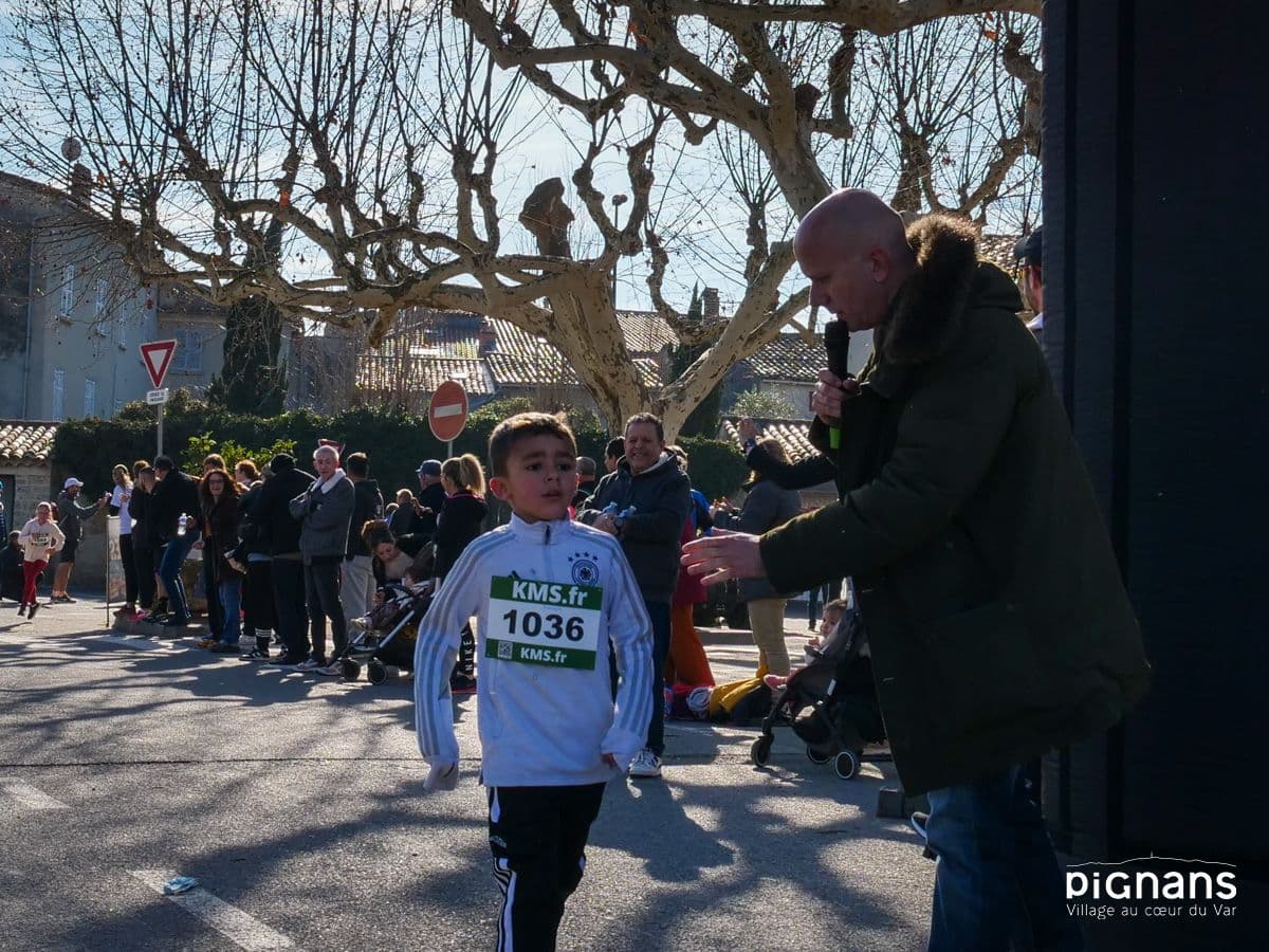 20240128 pignans traversee des pignes course enfants 32