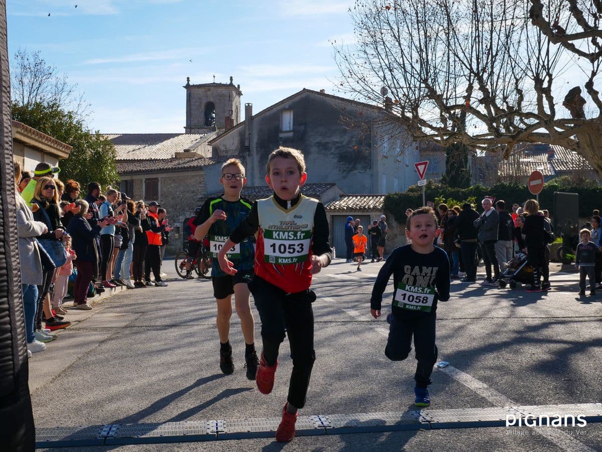 20240128 pignans traversee des pignes course enfants 34