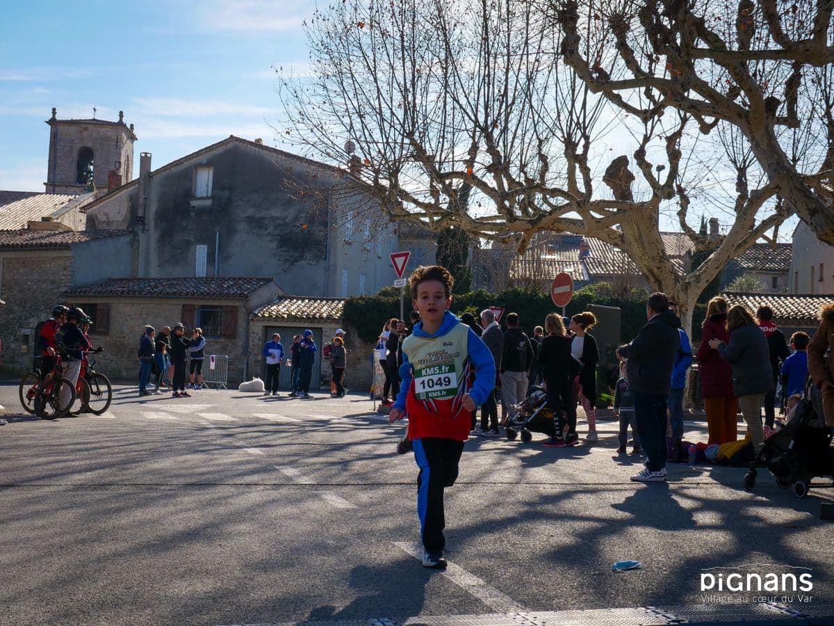 20240128 pignans traversee des pignes course enfants 38