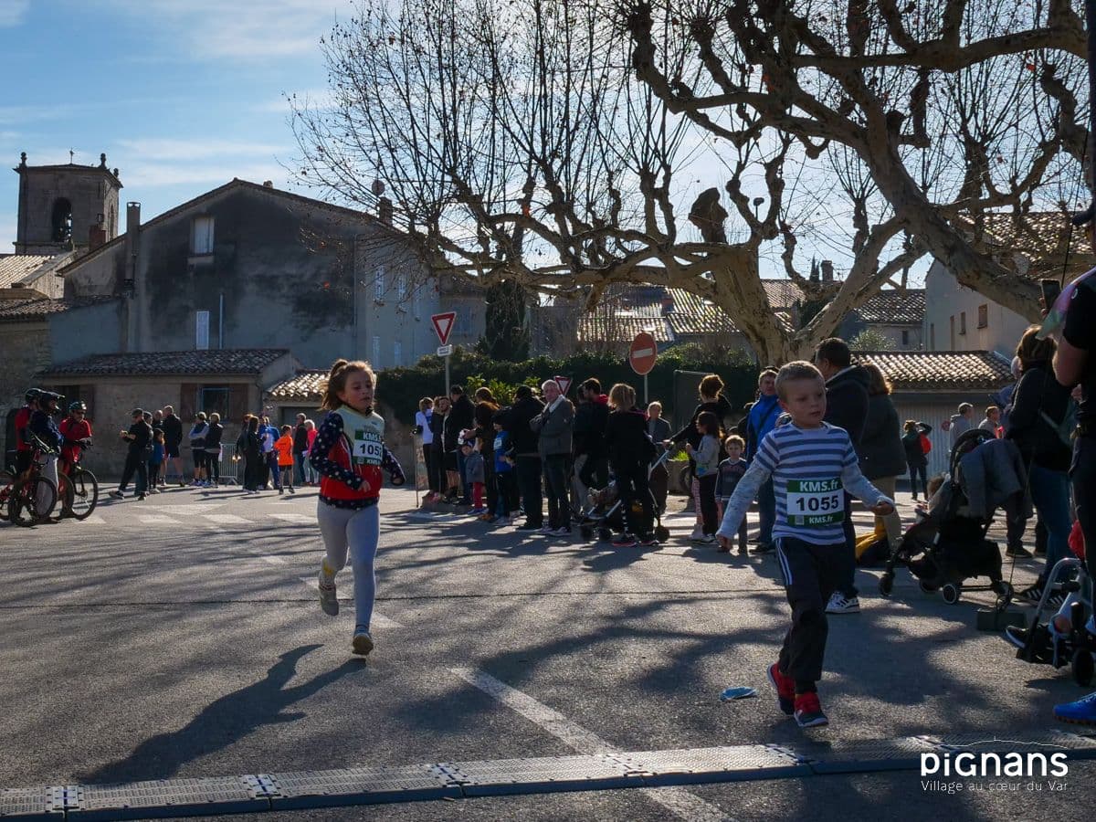 20240128 pignans traversee des pignes course enfants 45