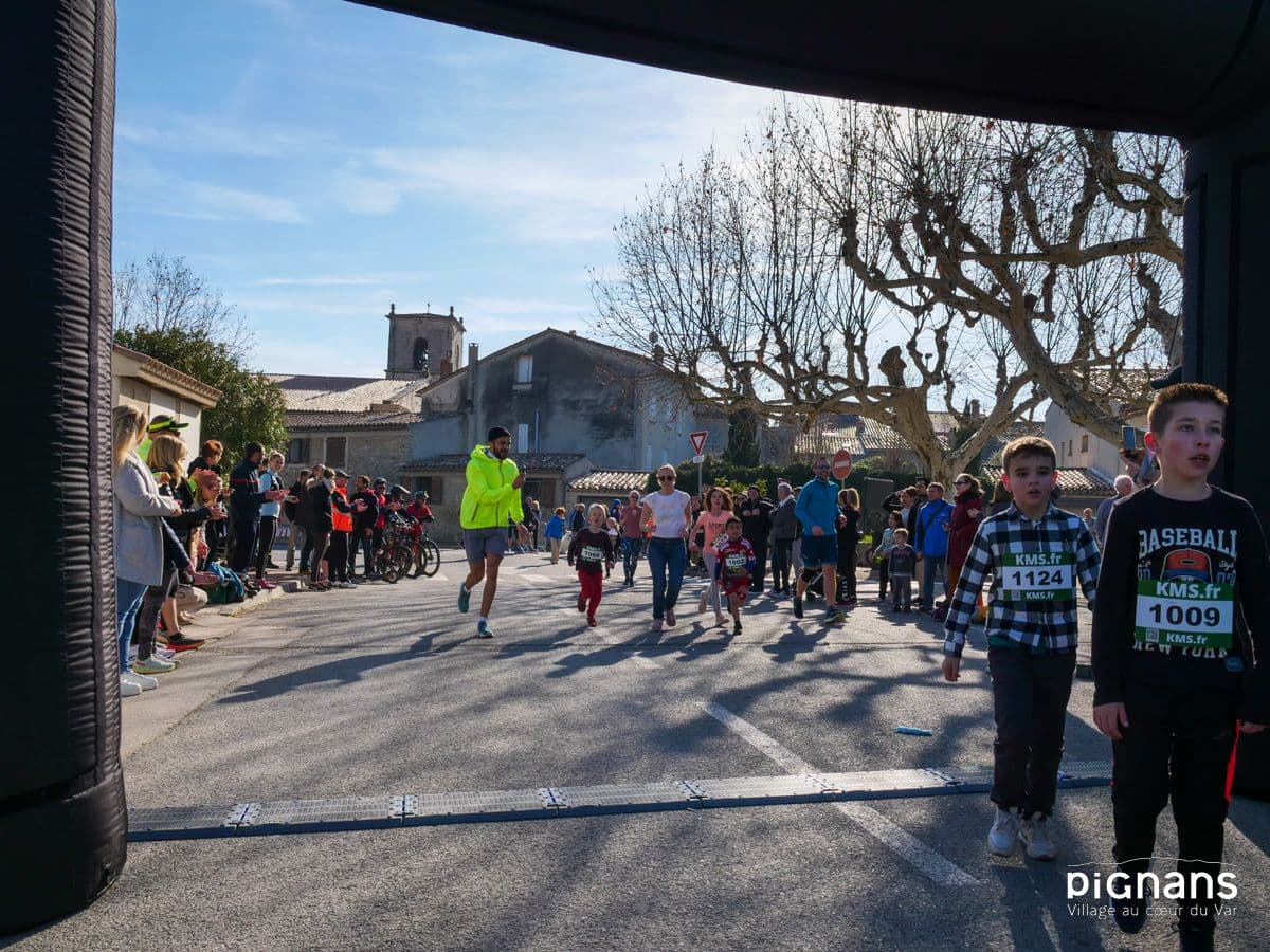 20240128 pignans traversee des pignes course enfants 51