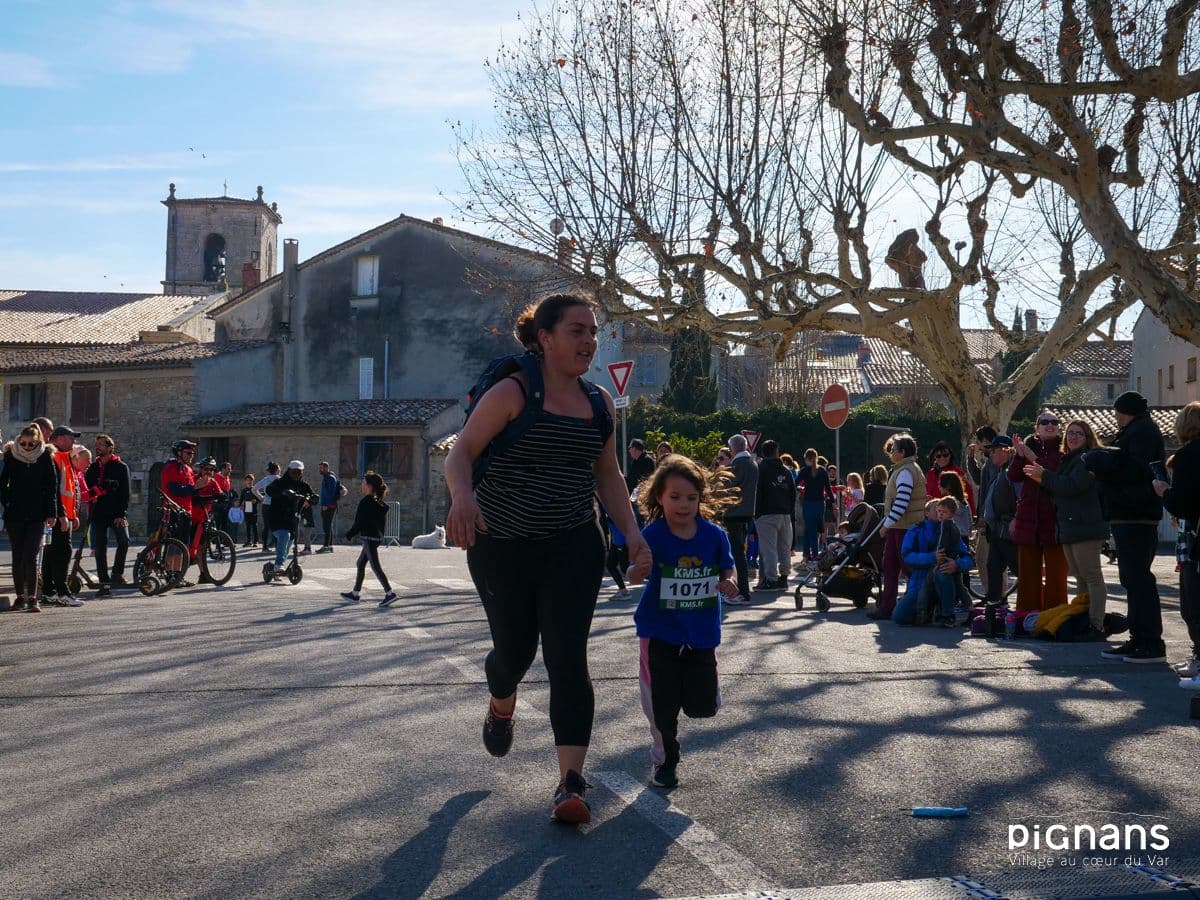 20240128 pignans traversee des pignes course enfants 60