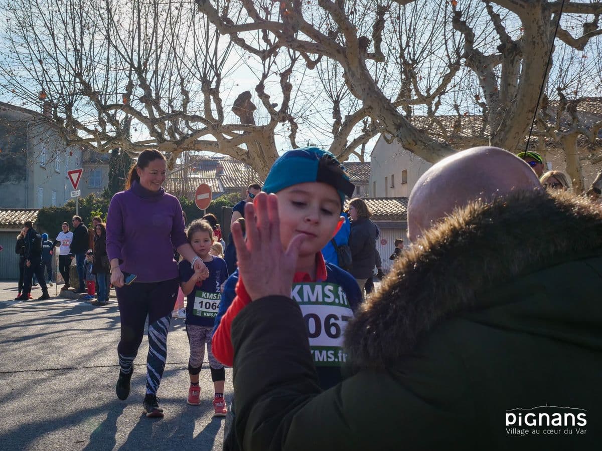 20240128 pignans traversee des pignes course enfants 68