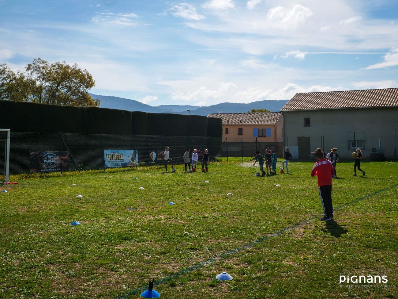 202404 activite foot pagnol stade astesana 02