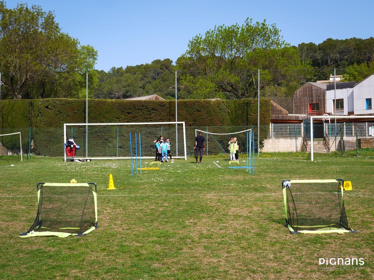 202404 activite foot pagnol stade astesana 06